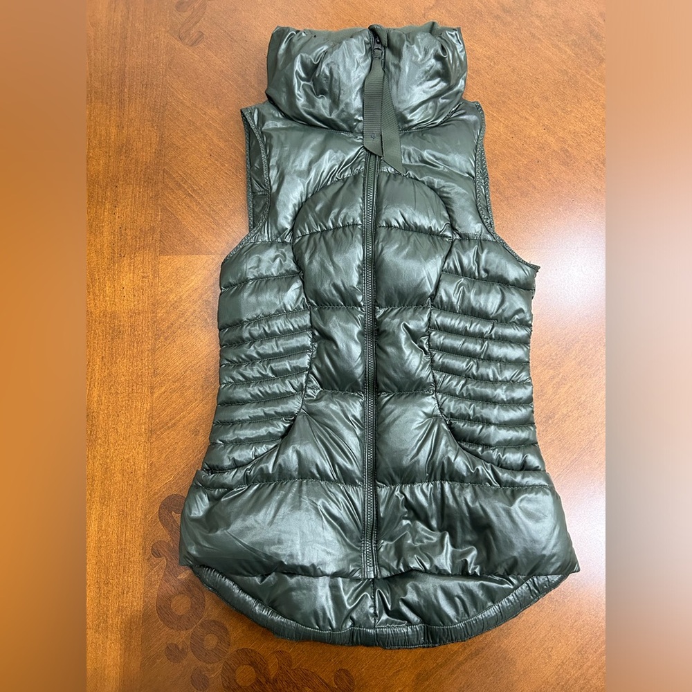 lululemon athletica Dark Green Puffer Vest